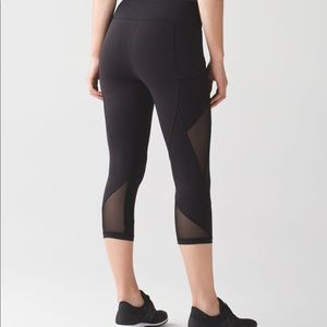 Lululemon Fast As Light Crop